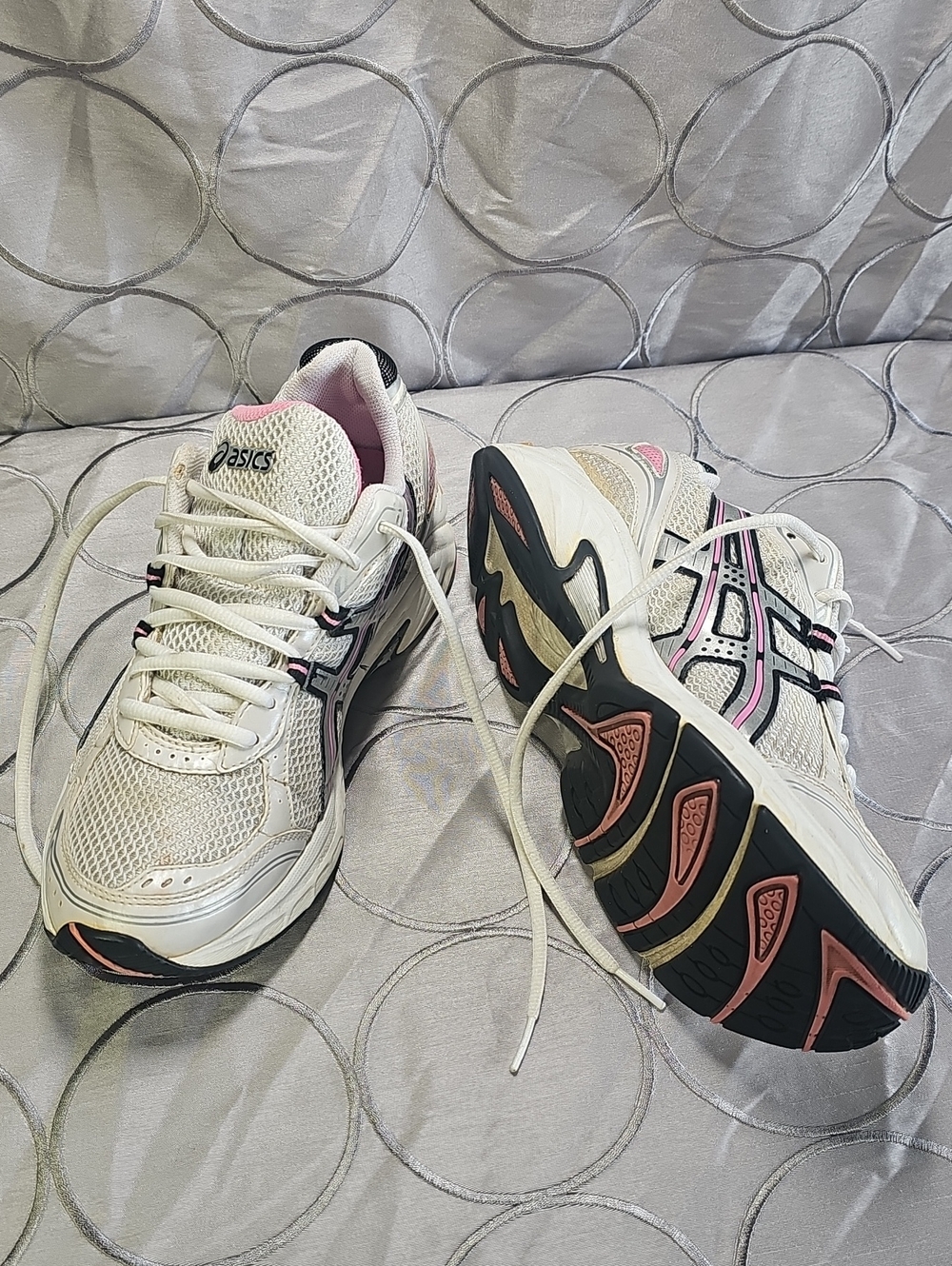 ASICS Gel Kanbarra 5 White Athletic Running Shoes w Pink